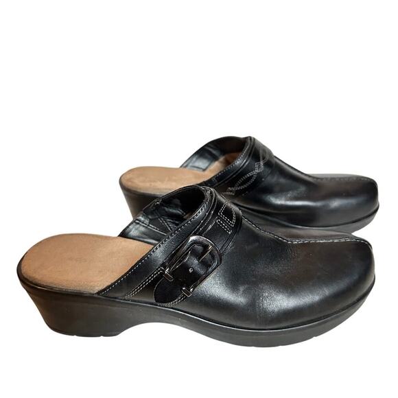 Easy Spirit Size 9.5 Black Leather Slip On Buckle y2k Closed Toe Clog Mules Work - Picture 3 of 11